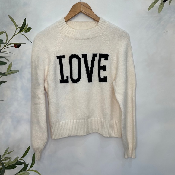 Old Navy “Love” SoSoft Loose Crew‑Neck Graphic Sweater — Soft & Cozy - Picture 1 of 5
